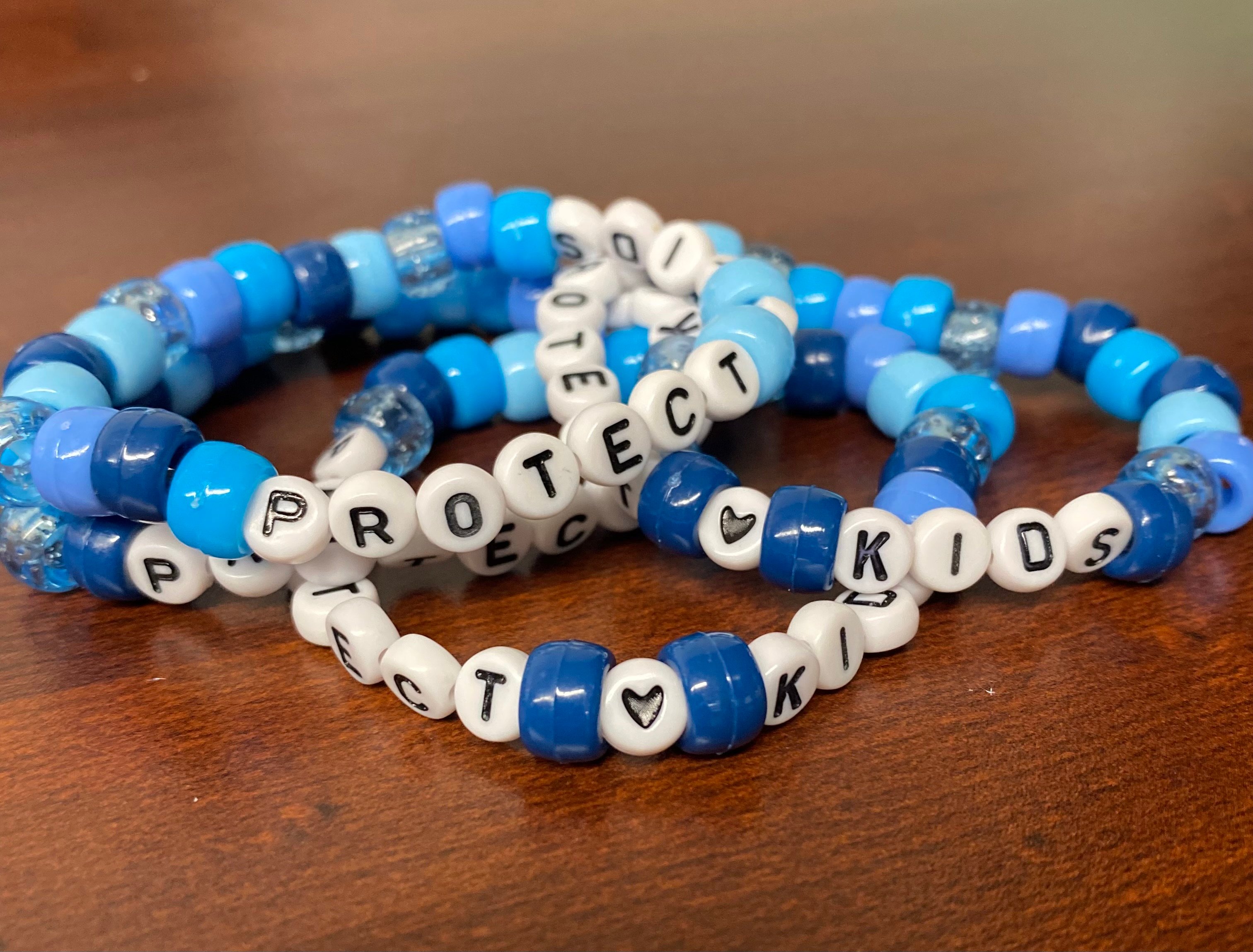 240417_EB_ReLiEF_CAPMonth_Msg04_bracelet